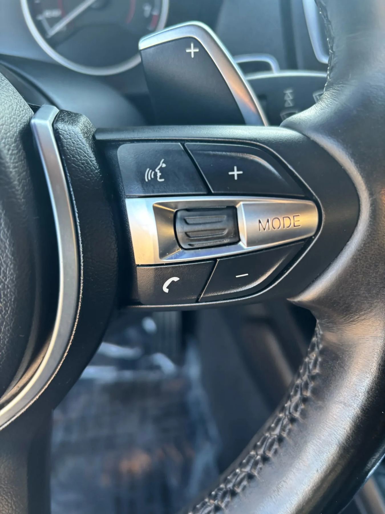 Used 2016 BMW M235i xDrive Coupe image 9