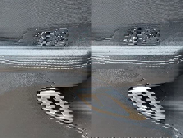 Used 2020 Dodge Challenger R/T RWD image 23