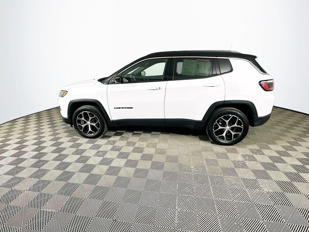 Certified 2024 Jeep Compass Limited image 6