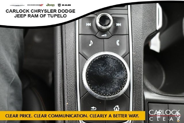 Used 2020 Cadillac XT4 Sport w/ Driver Awareness Package FWD image 18