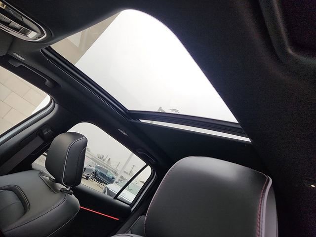 Used 2025 Jeep Wagoneer S Limited image 14