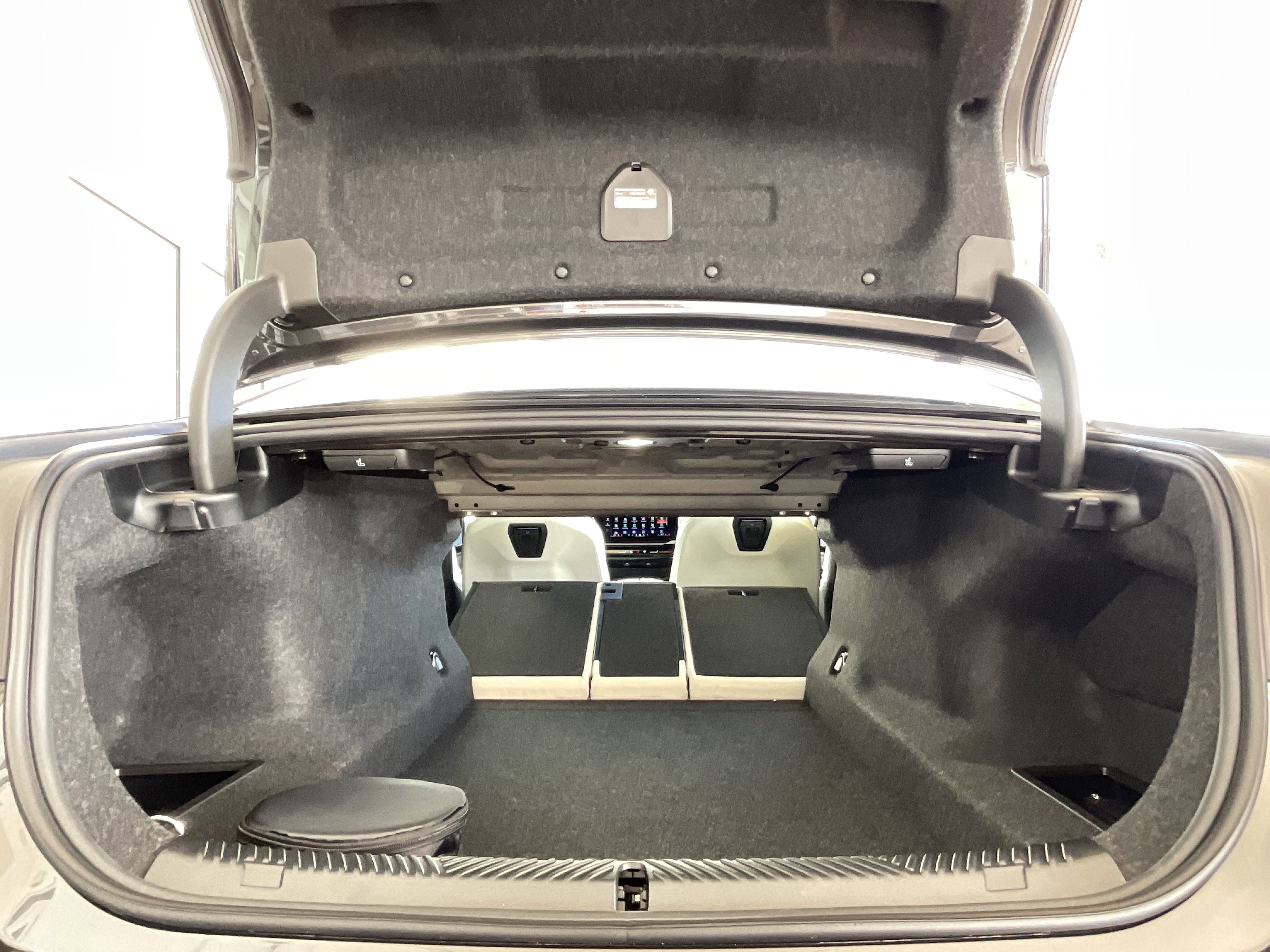 New 2026 BMW 530i w/ M Sport Package image 31