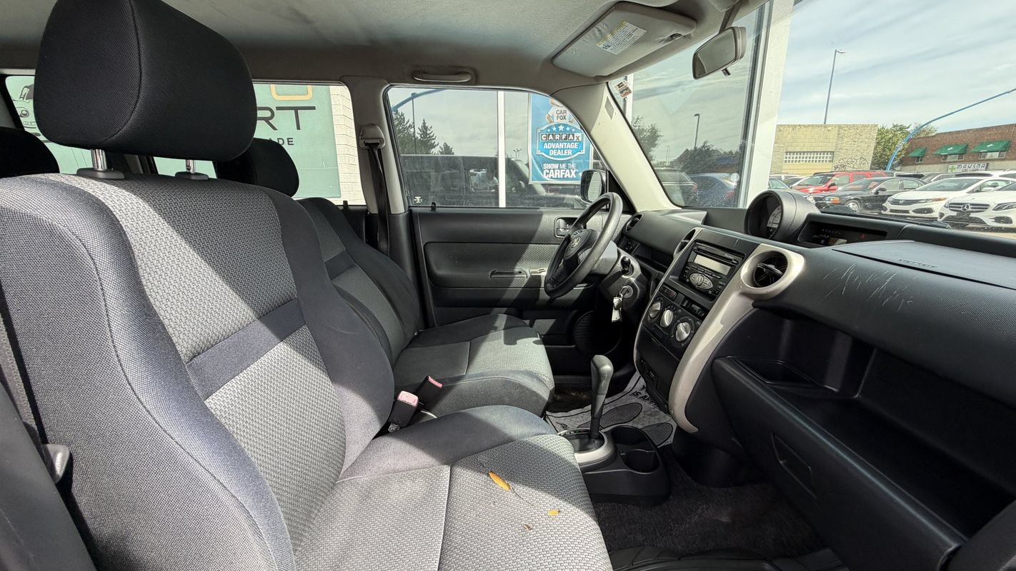 Used 2006 Scion xB FWD image 11