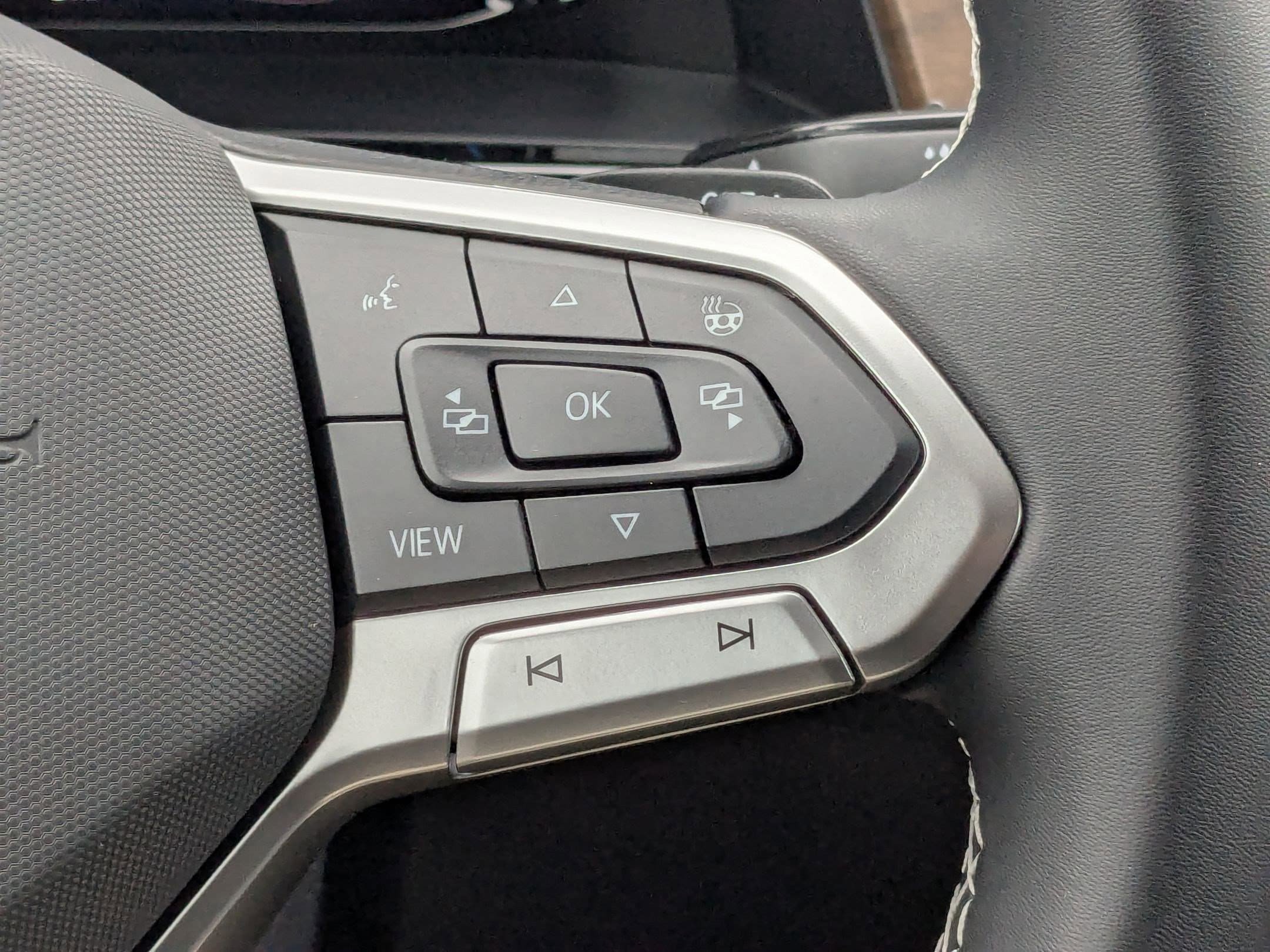 New 2026 Volkswagen Atlas SE image 19