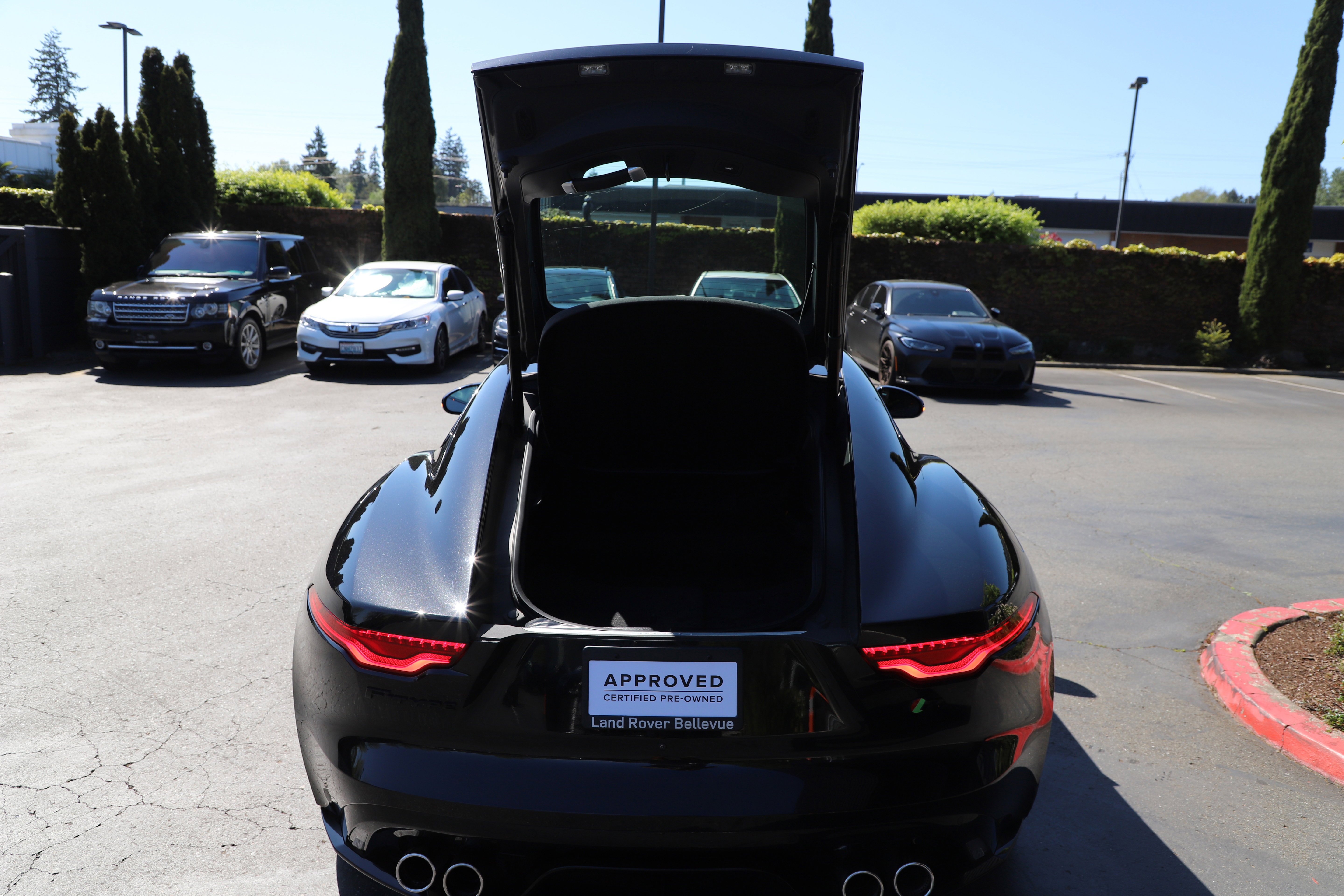 Certified 2023 Jaguar F-TYPE R AWD/4WD image 10