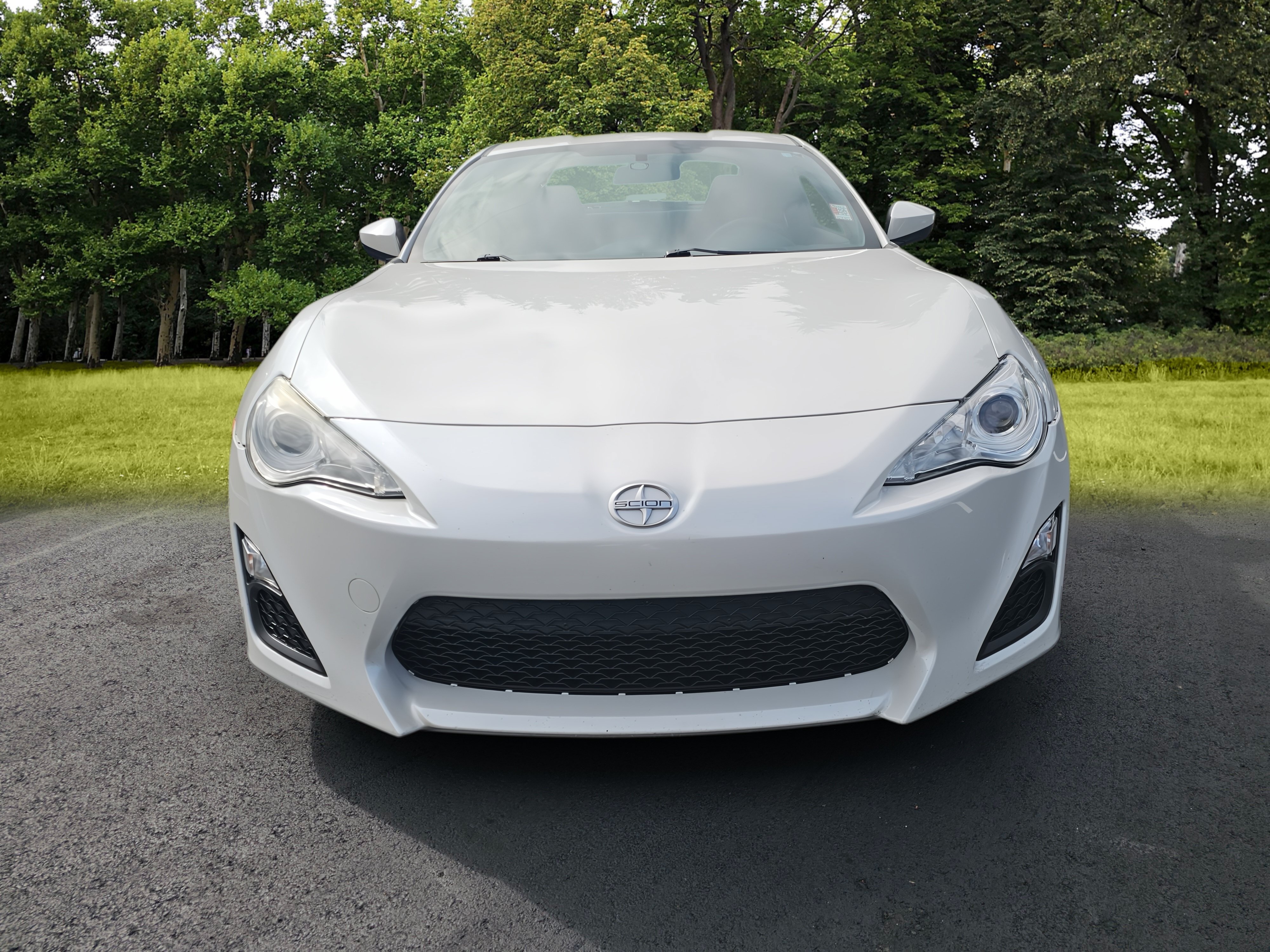 Used 2013 Scion FR-S RWD image 2