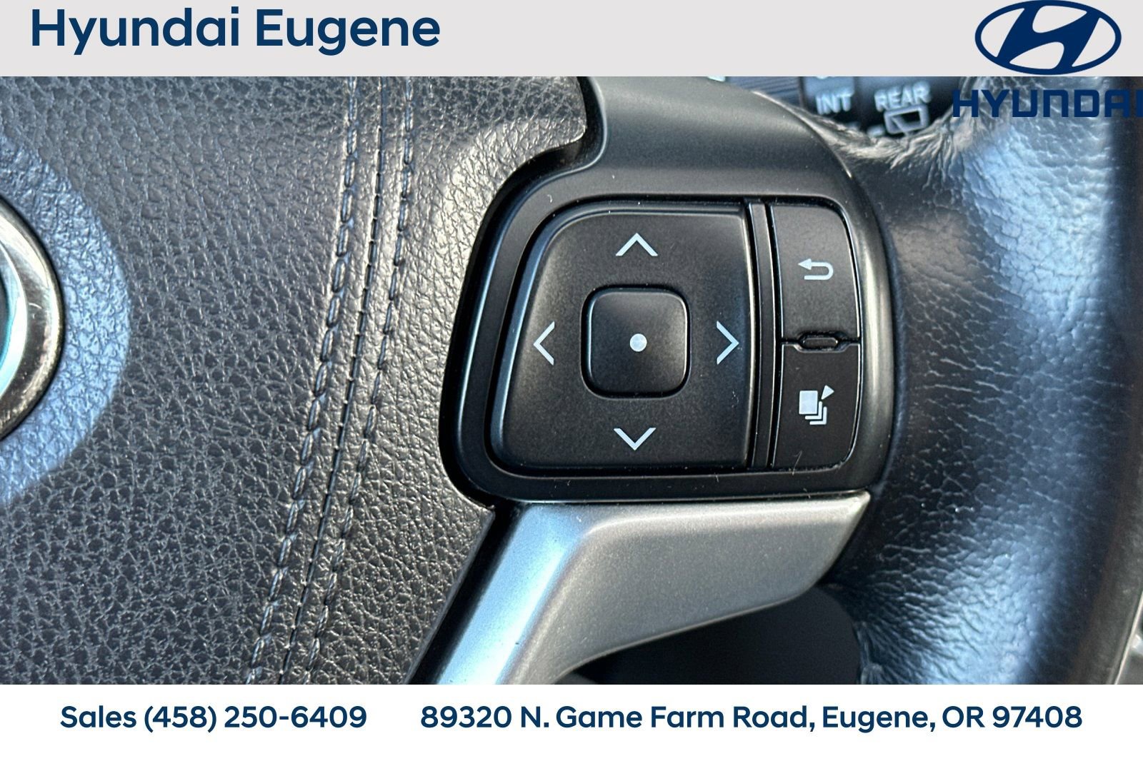 Used 2016 Toyota Sienna XLE image 31