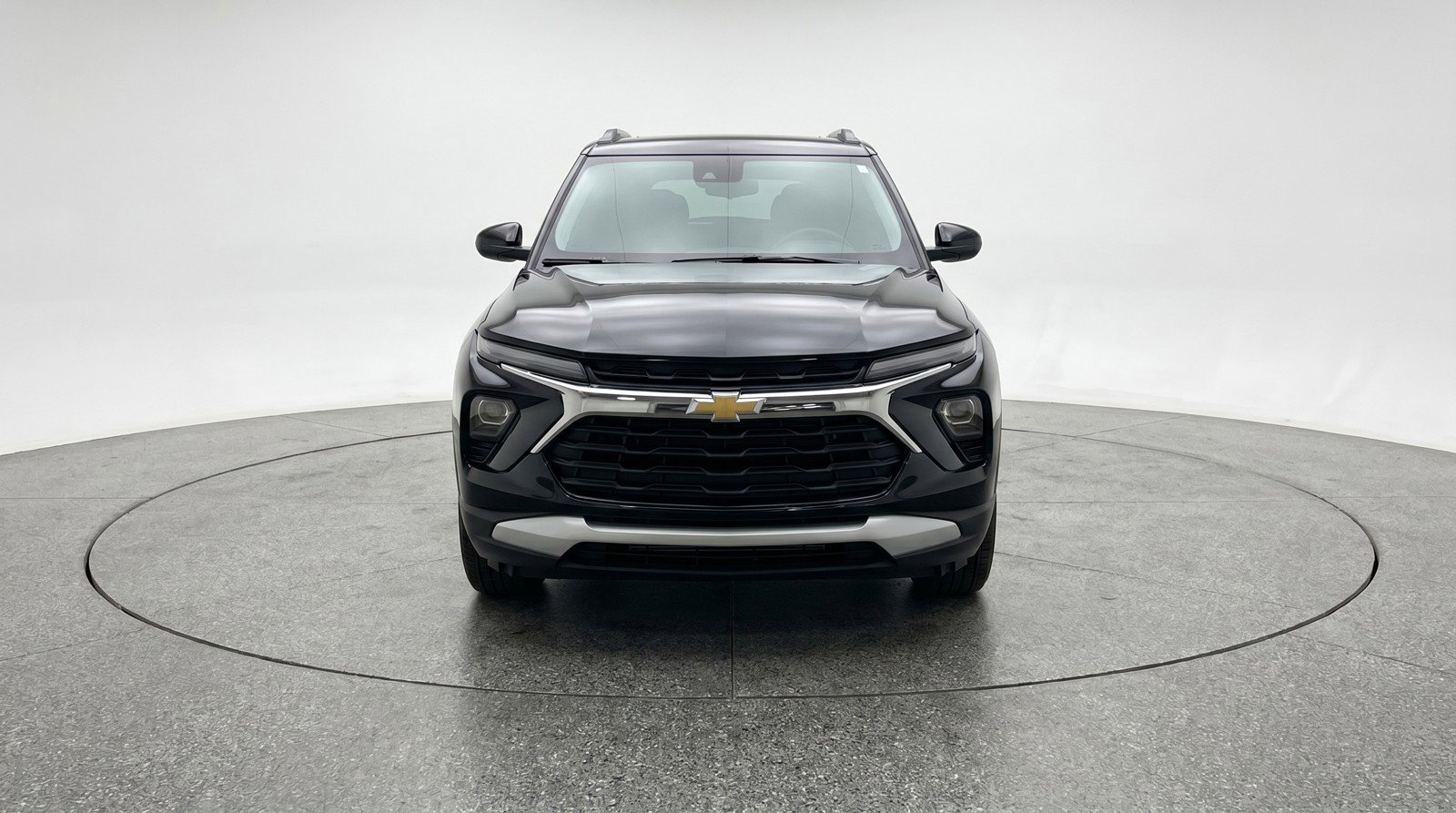 Used 2025 Chevrolet TrailBlazer LT FWD image 2