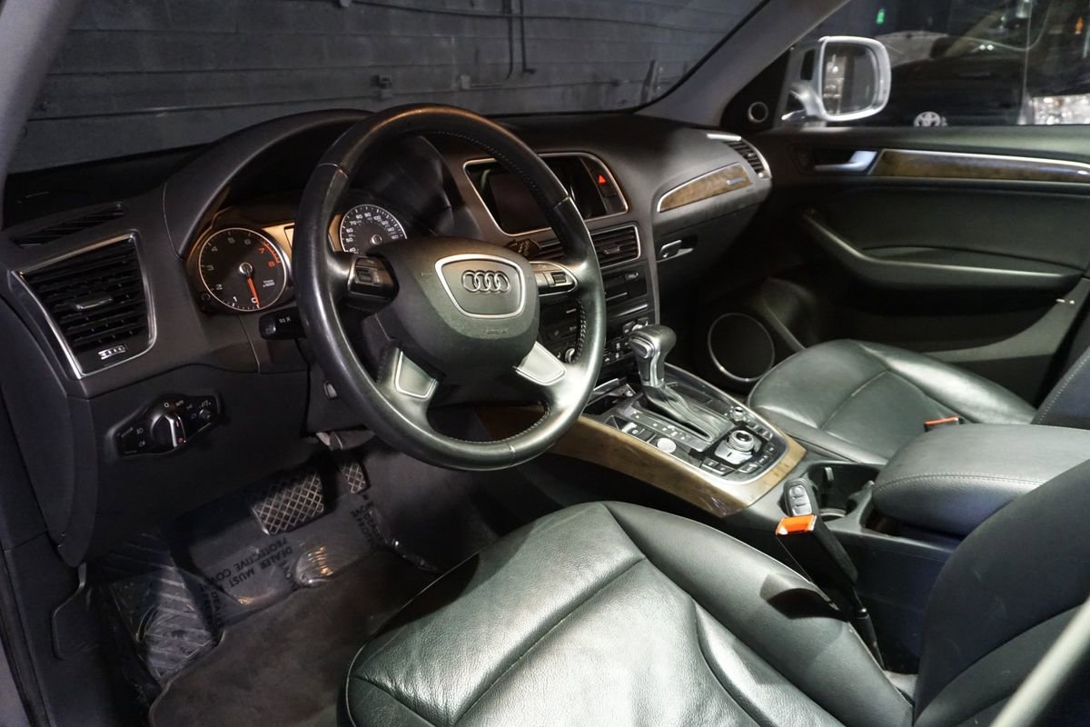 Used 2016 Audi Q5 2.0T Premium Plus w/ Technology Package image 11