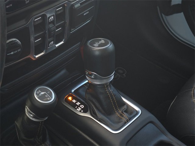 Used 2020 Jeep Wrangler Unlimited Sahara image 23