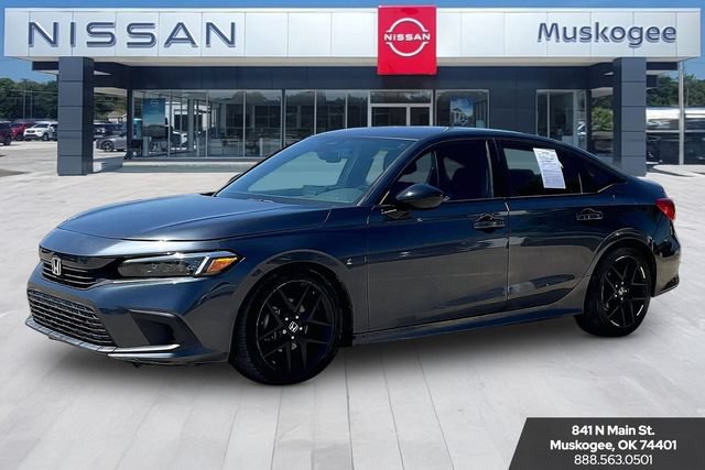 Used 2023 Honda Civic Sport image 3