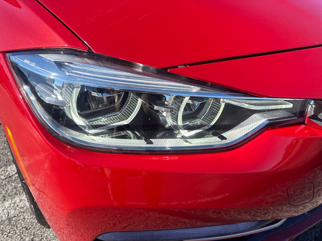 Used 2018 BMW 330i xDrive Sedan AWD/4WD image 51