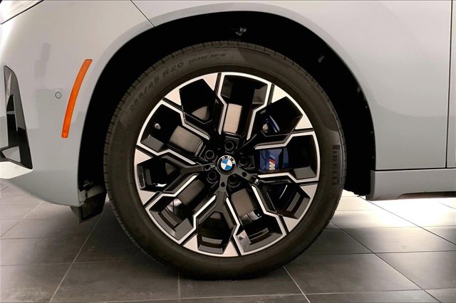 Used 2025 BMW X3 M50 w/ Premium Package image 9