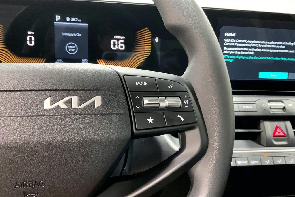 New 2026 Kia K4 FWD image 14