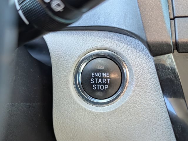 Used 2019 Toyota Sienna XLE w/ XLE Navigation Package FWD image 19