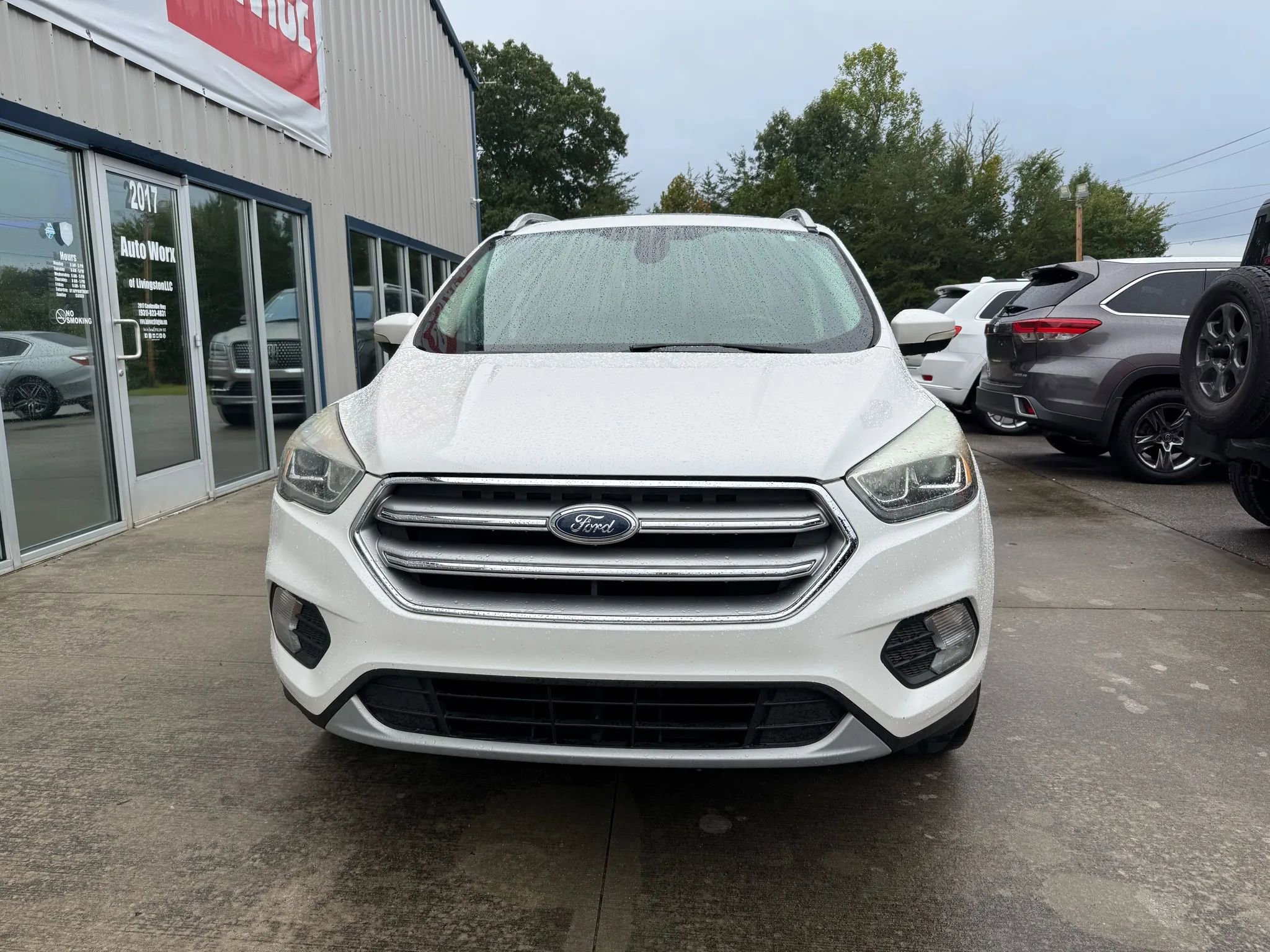 Used 2017 Ford Escape Titanium image 24