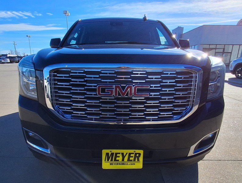 Used 2020 GMC Yukon Denali w/ Denali Ultimate Package image 3