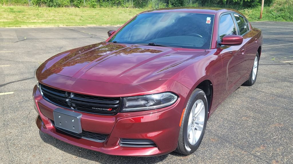 Used 2021 Dodge Charger SXT w/ Leather Interior Group RWD image 3