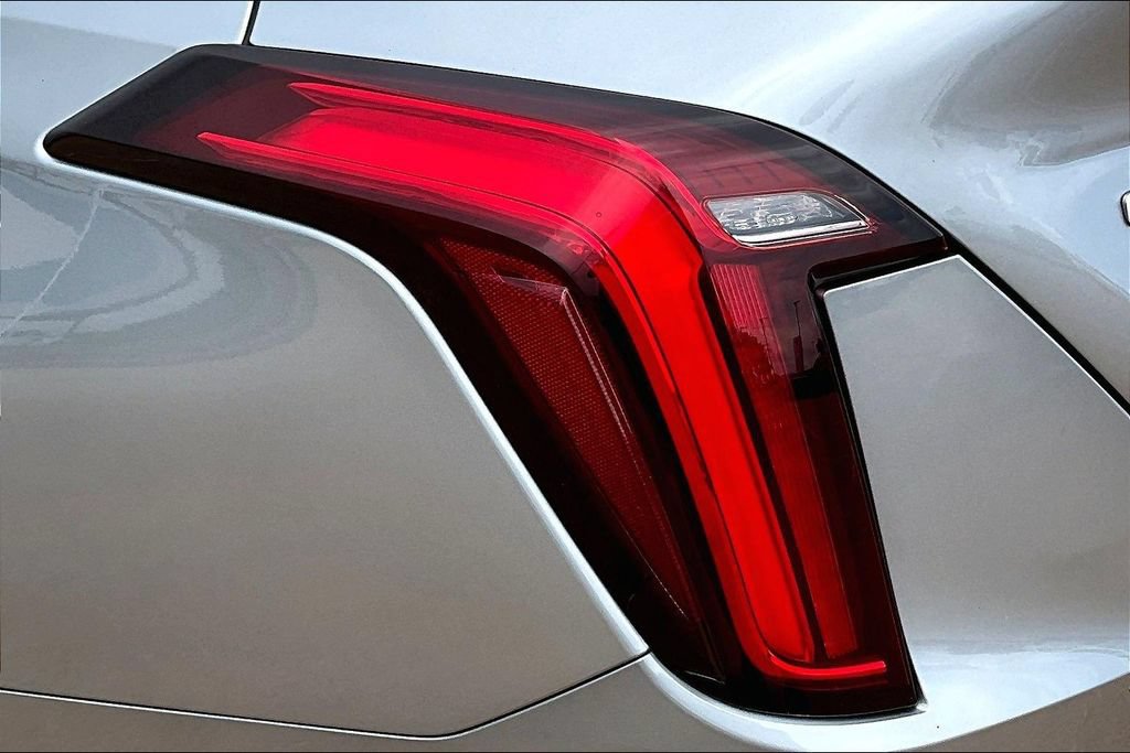 Certified 2023 Cadillac CT4 Luxury w/ Cold Weather Package RWD image 31