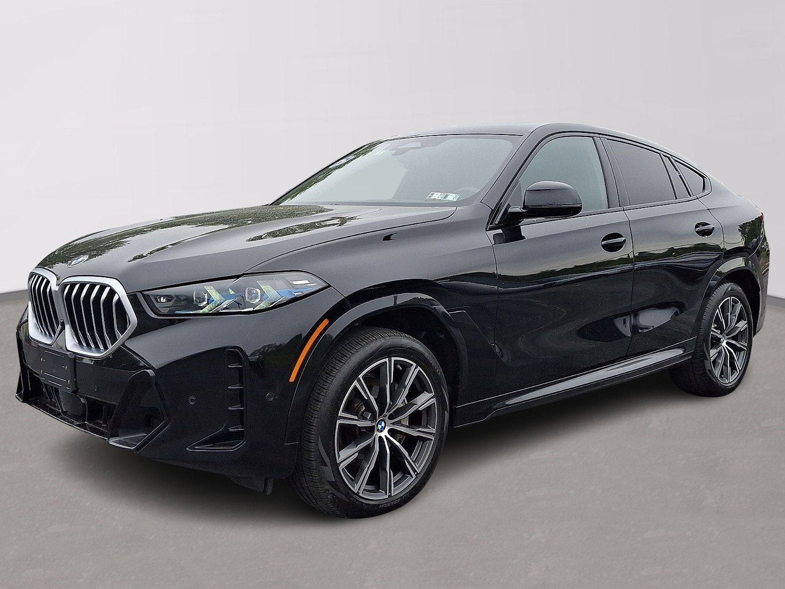 Used 2025 BMW X6 xDrive40i AWD/4WD image 3