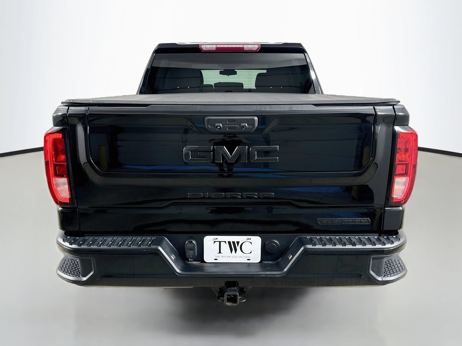 Used 2022 GMC Sierra 1500 Elevation AWD/4WD image 6