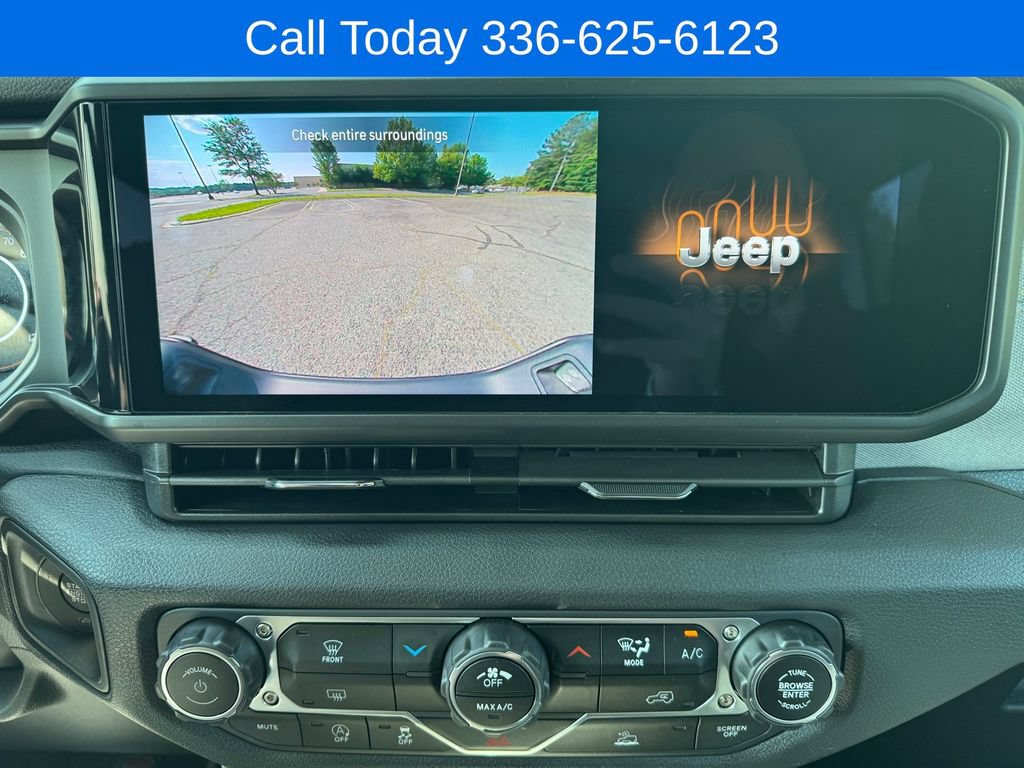 New 2025 Jeep Gladiator Sport AWD/4WD image 26
