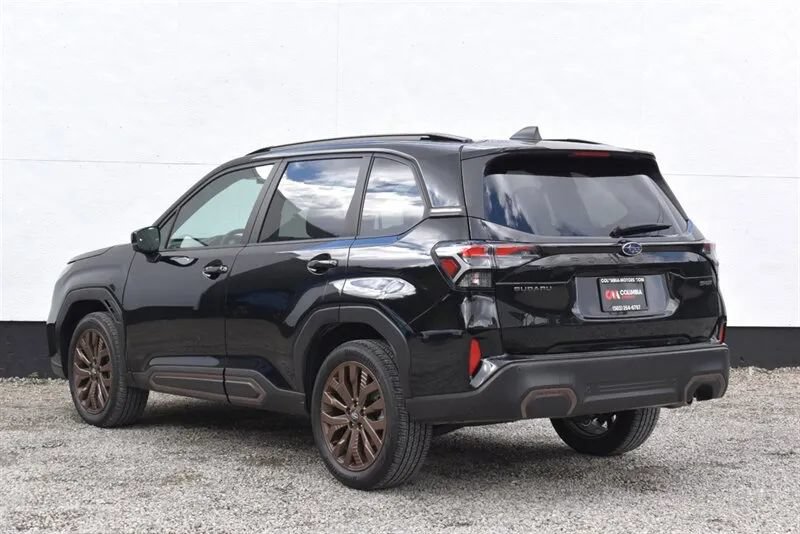 Used 2025 Subaru Forester Sport AWD/4WD image 2