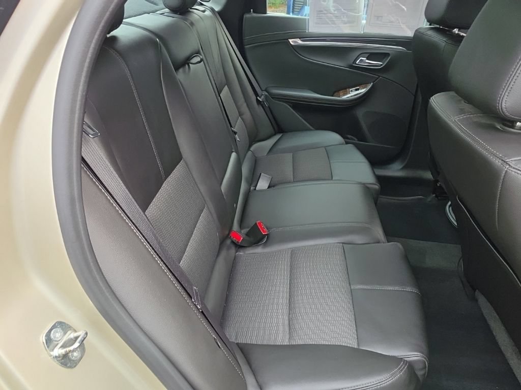 Certified 2015 Chevrolet Impala LT FWD image 25