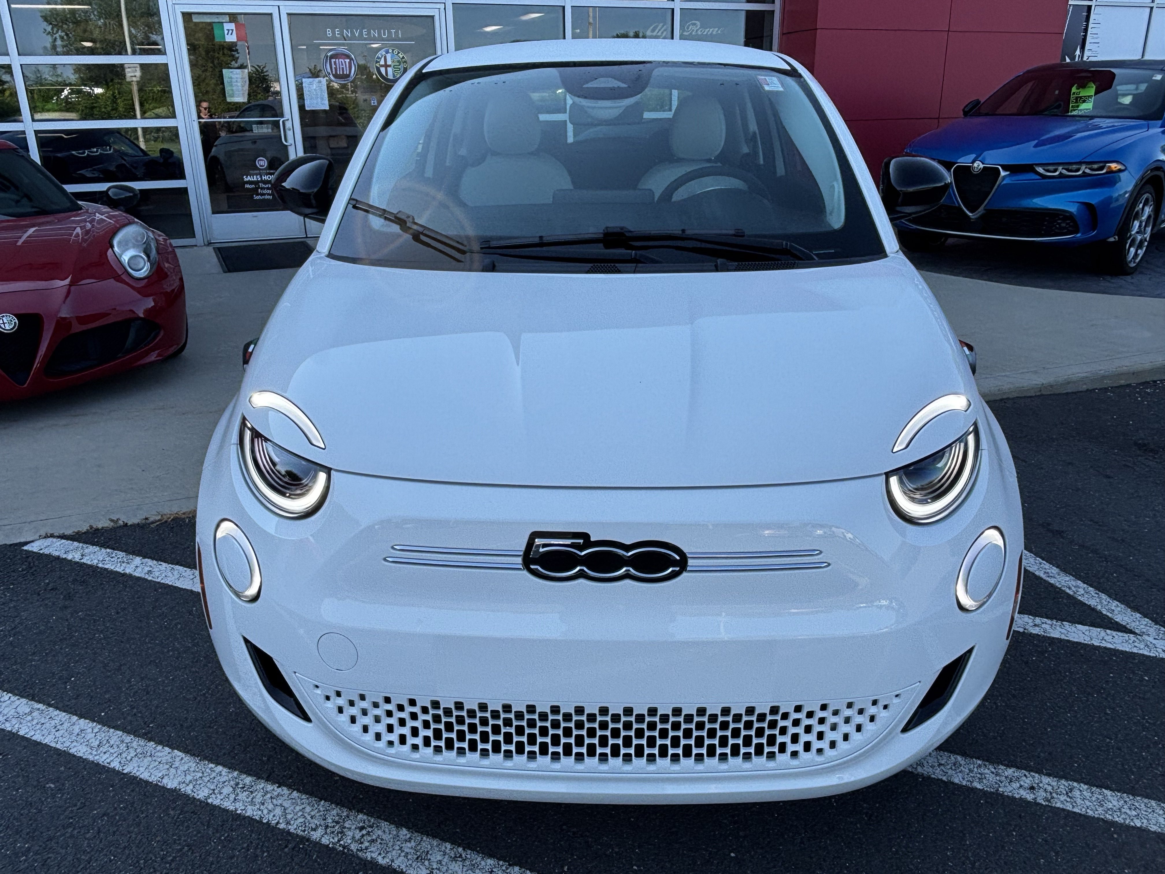 New 2026 FIAT 500 e w/ Comfort Group FWD image 10