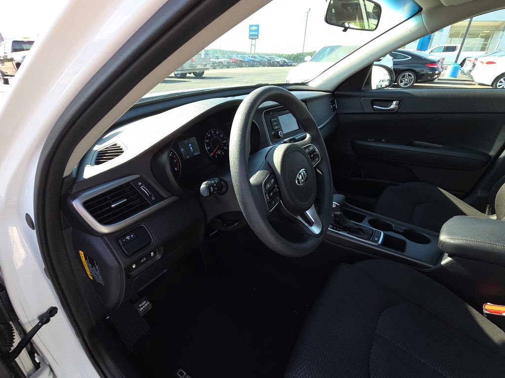 Used 2016 Kia Optima LX FWD image 14