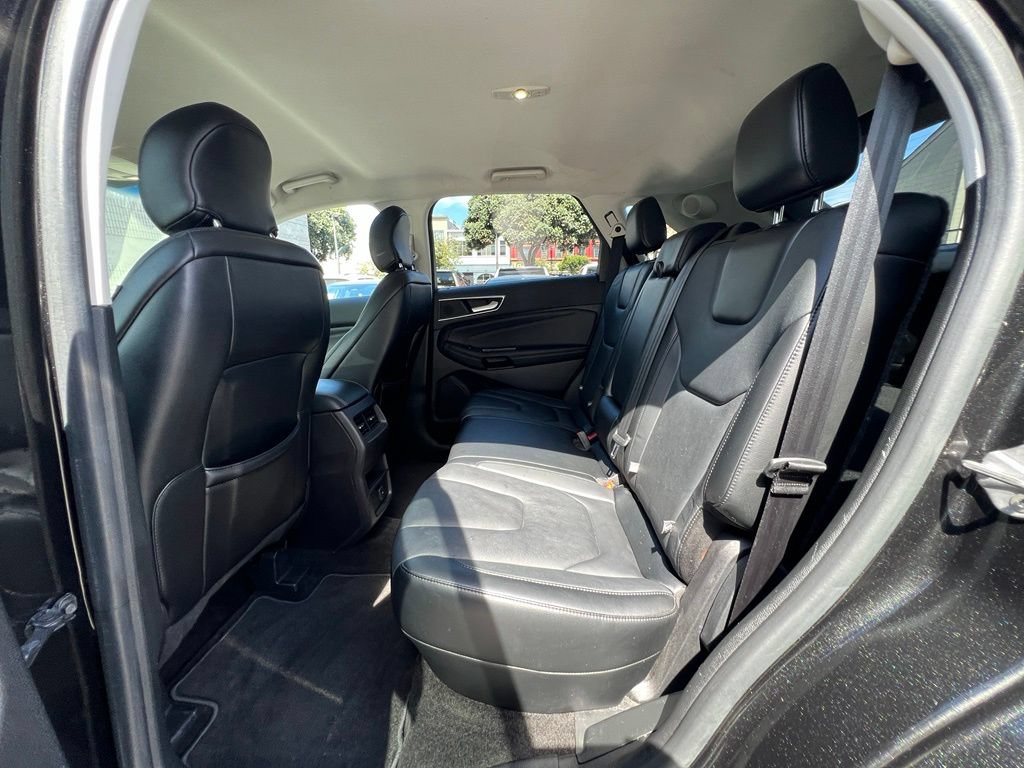 Used 2015 Ford Edge Titanium AWD/4WD image 16