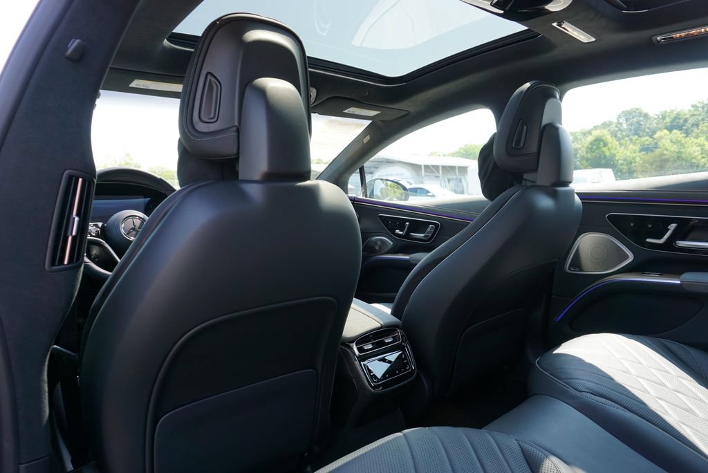 Certified 2023 Mercedes-Benz EQS 580 4MATIC Sedan image 43