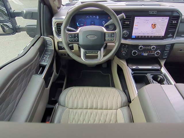 Used 2025 Ford F350 Platinum w/ Platinum Plus Package AWD/4WD image 16
