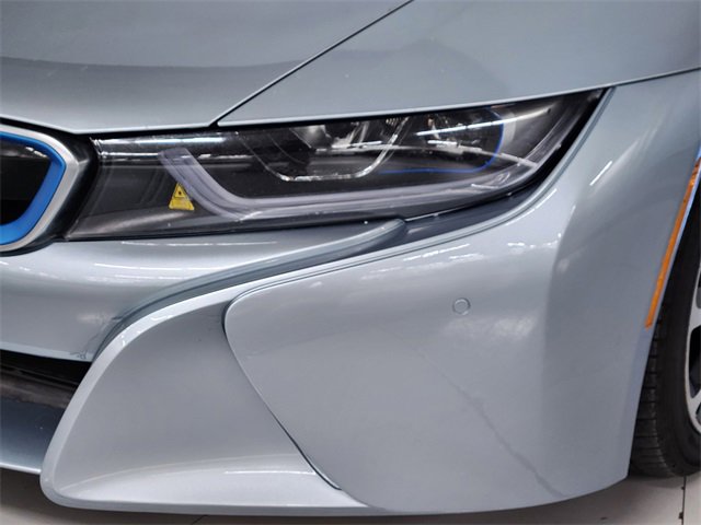 Used 2016 BMW i8 image 11