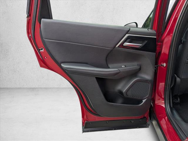 Used 2024 Mitsubishi Outlander SE image 16