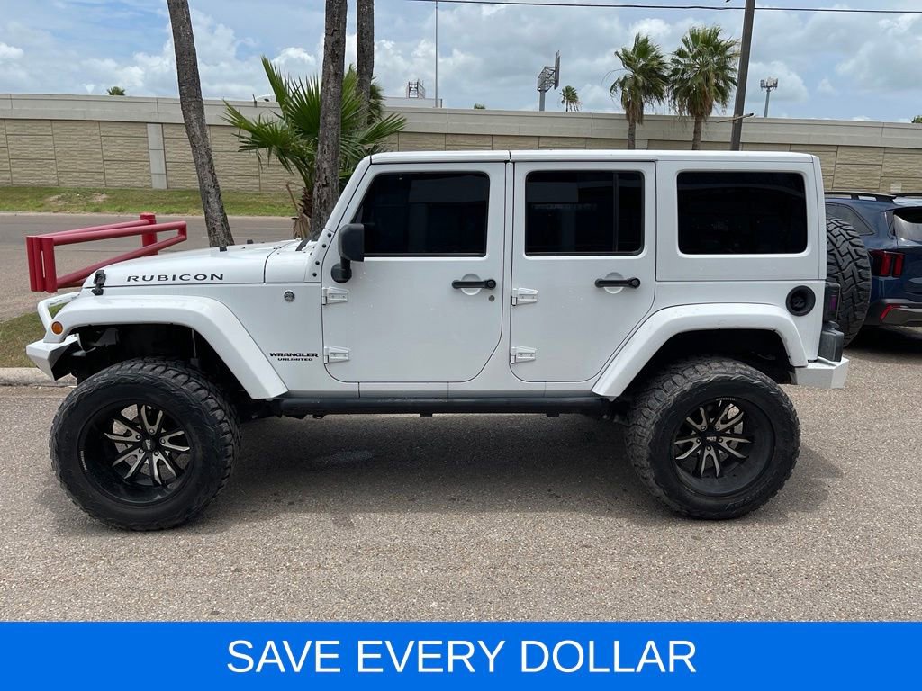 Used 2016 Jeep Wrangler Unlimited Rubicon w/ Connectivity Group AWD/4WD image 3