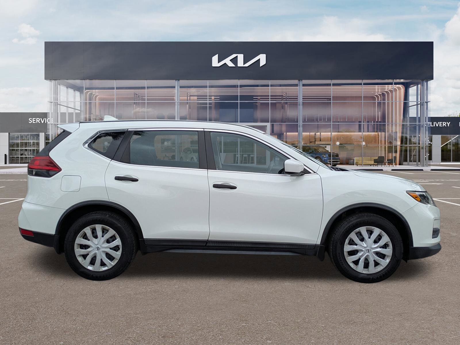 Used 2019 Nissan Rogue S image 3