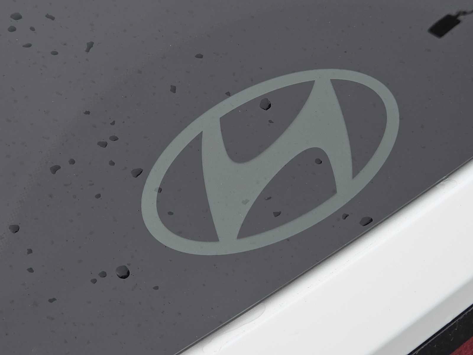 Certified 2025 Hyundai Tucson Limited FWD image 10