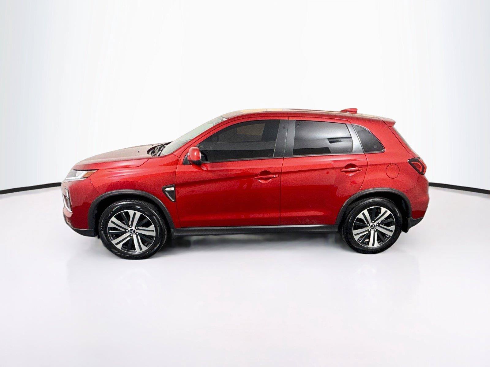 Used 2026 Mitsubishi Outlander Sport ES AWD/4WD image 2