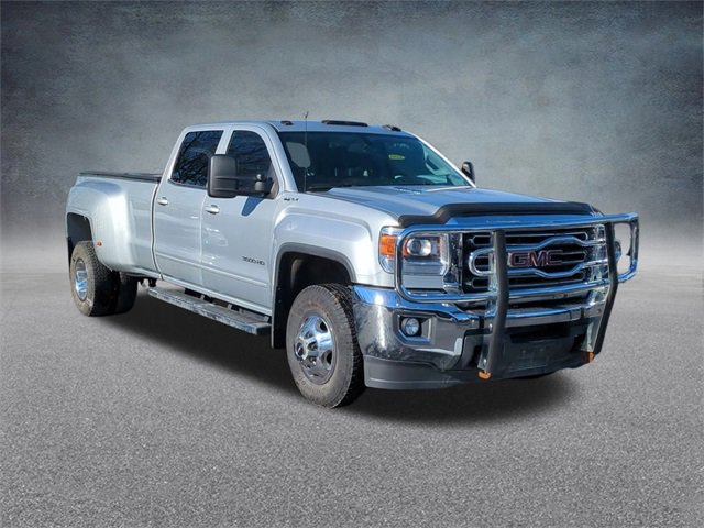 Used 2015 GMC Sierra 3500 SLE image 3