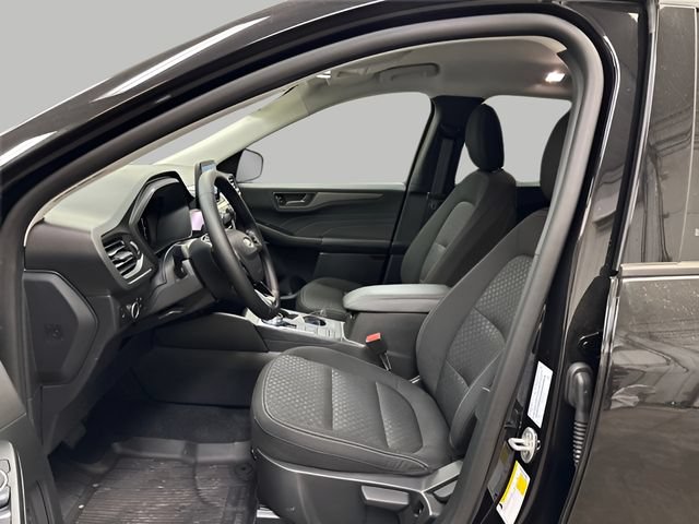 New 2026 Ford Escape Active w/ Cold Weather Package FWD image 9