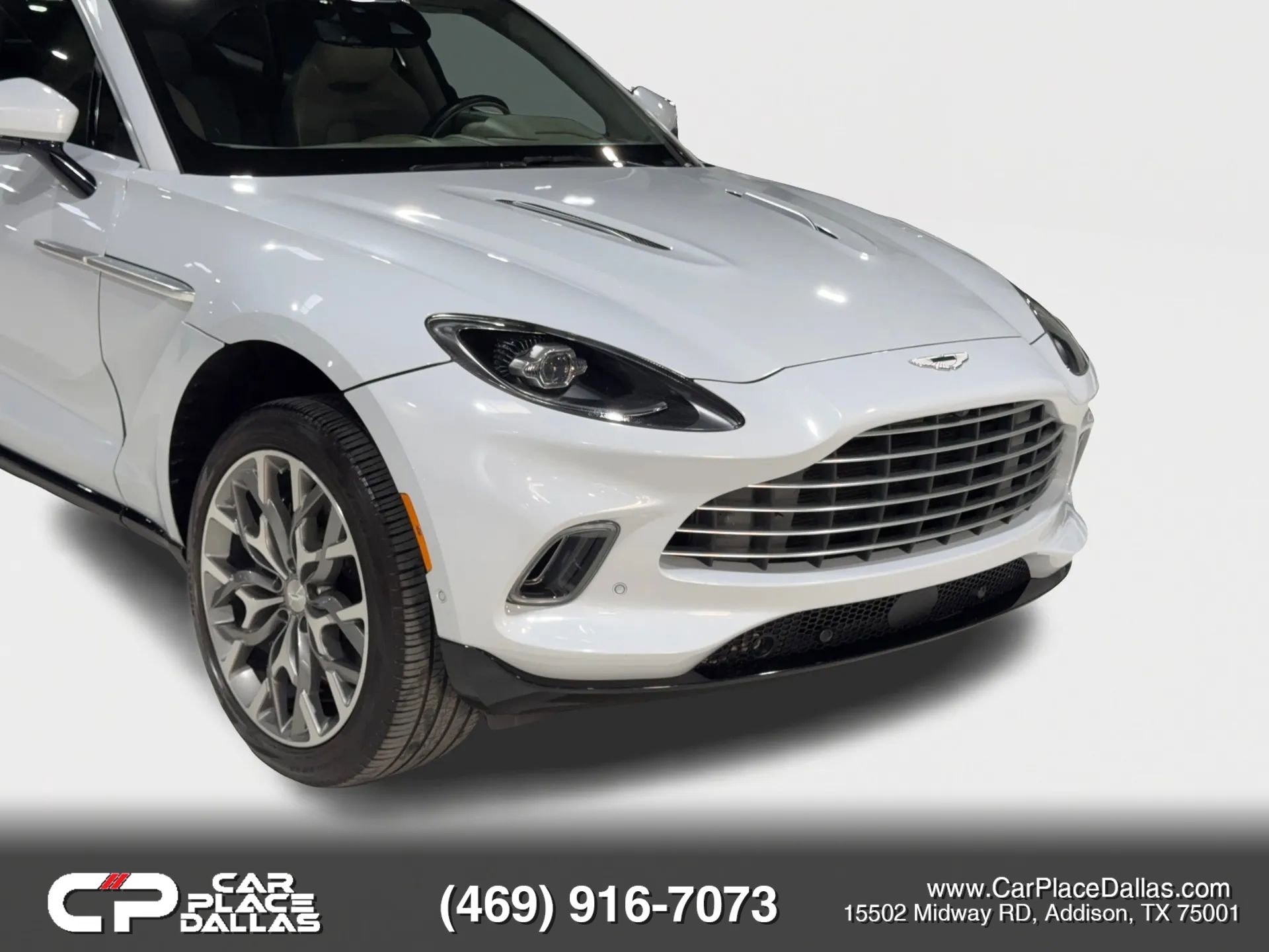 Used 2021 Aston Martin DBX image 15