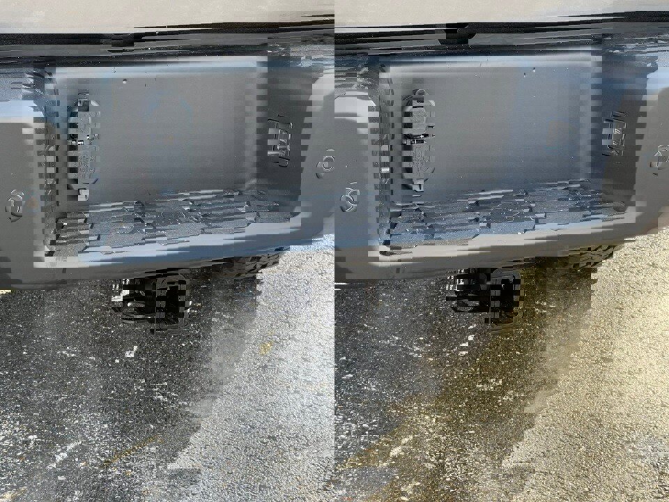 New 2026 Nissan Frontier PRO-4X image 7