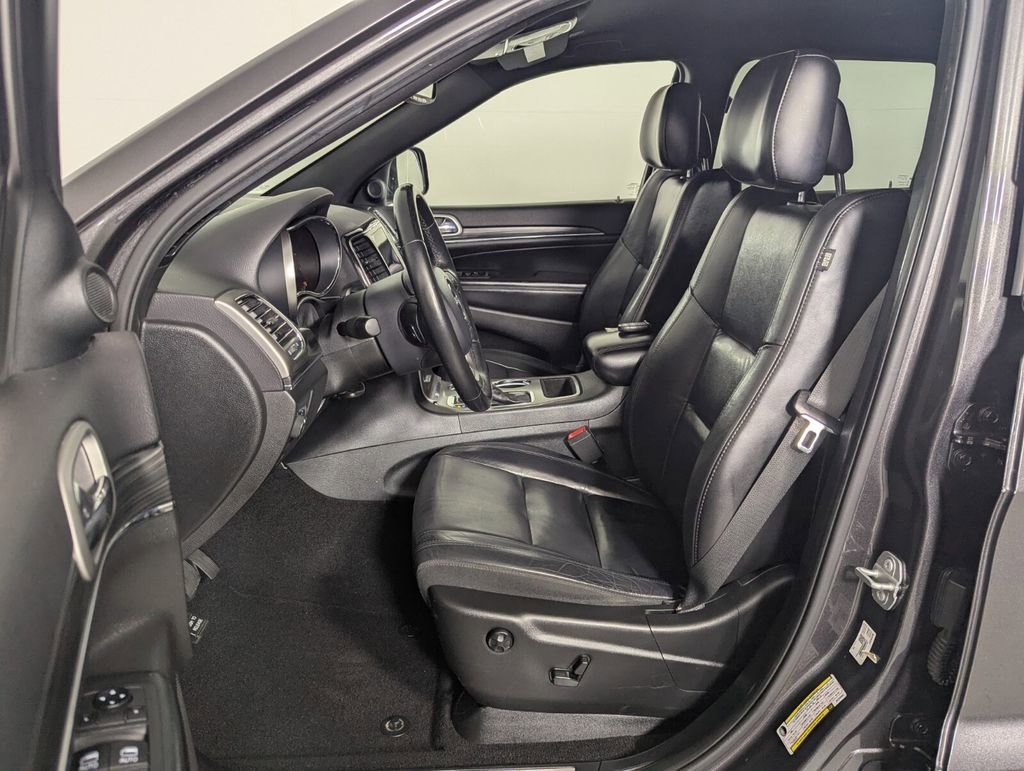 Used 2019 Jeep Grand Cherokee Limited RWD image 14