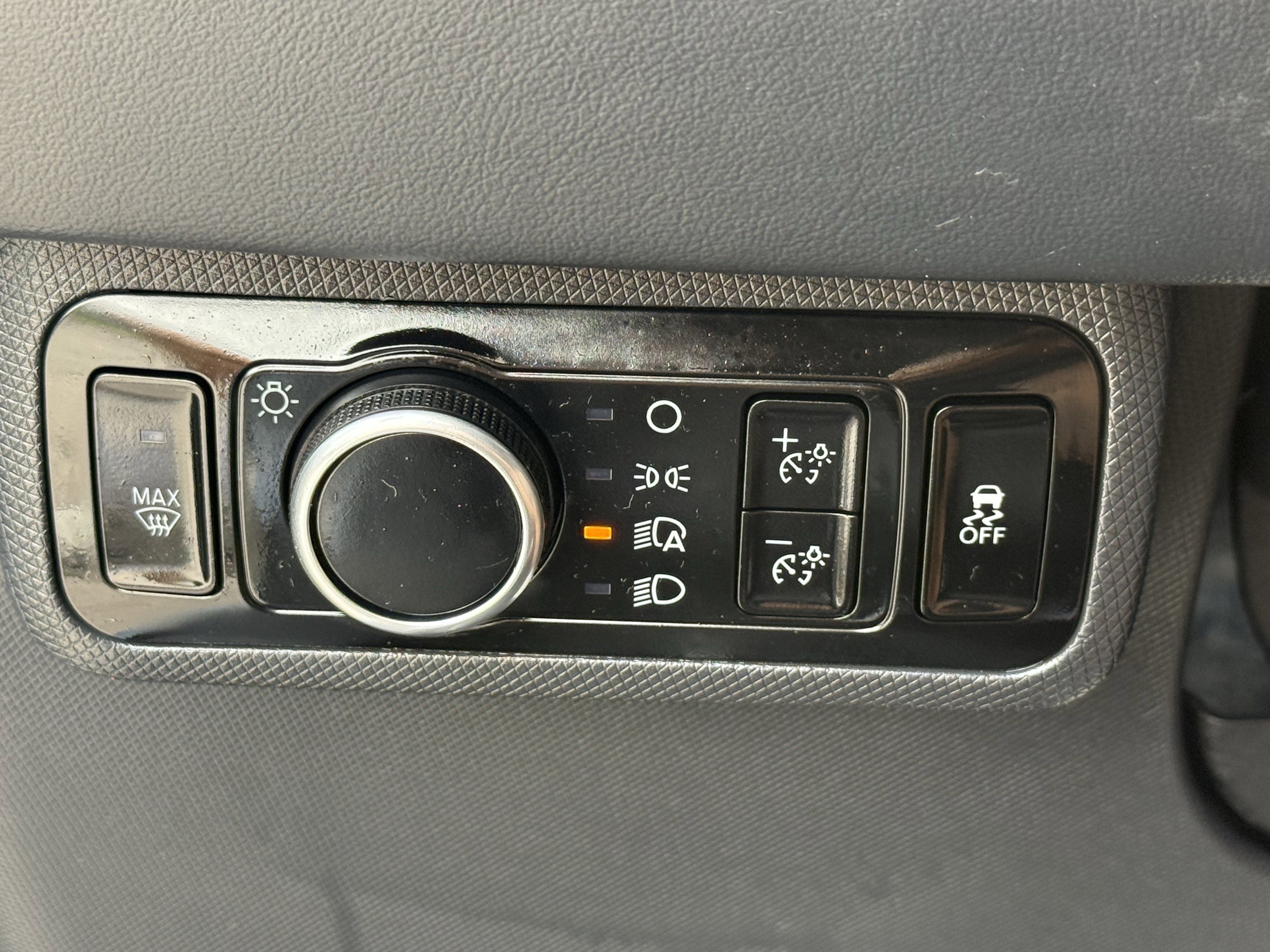 Used 2024 Ford Mustang Mach-E Premium image 25