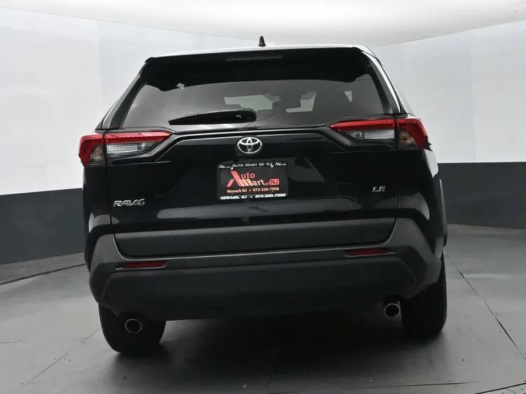 Used 2025 Toyota RAV4 LE FWD image 8