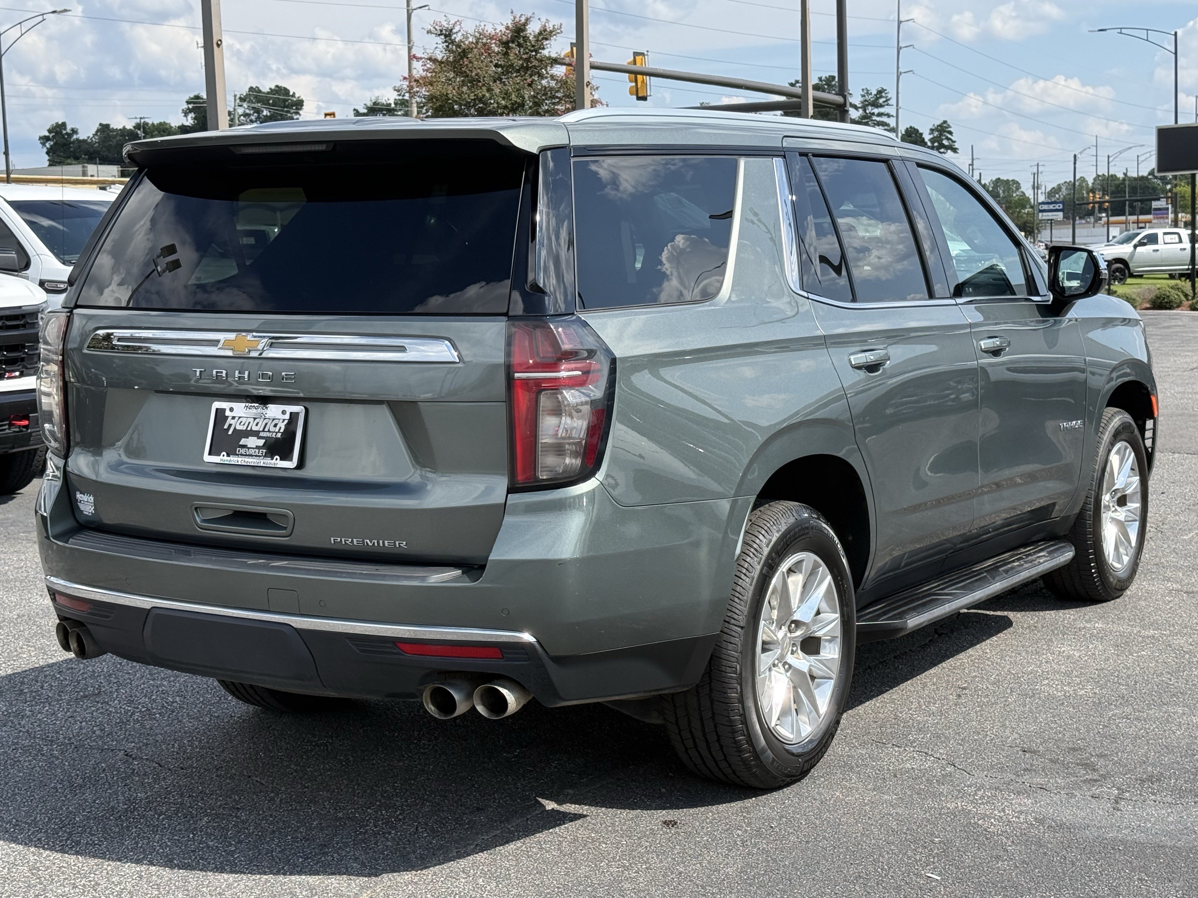 Used 2023 Chevrolet Tahoe Premier RWD image 11