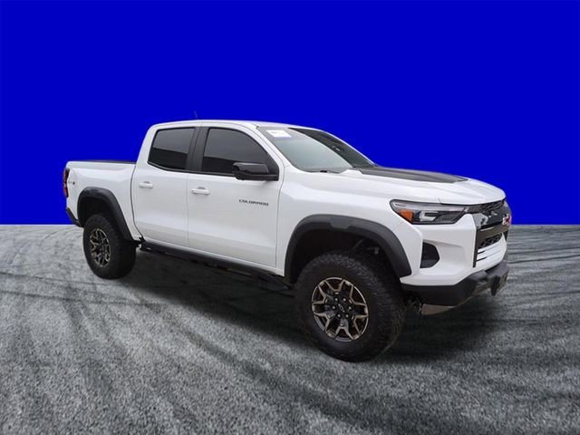 Used 2023 Chevrolet Colorado ZR2 w/ ZR2 Convenience Package III image 2