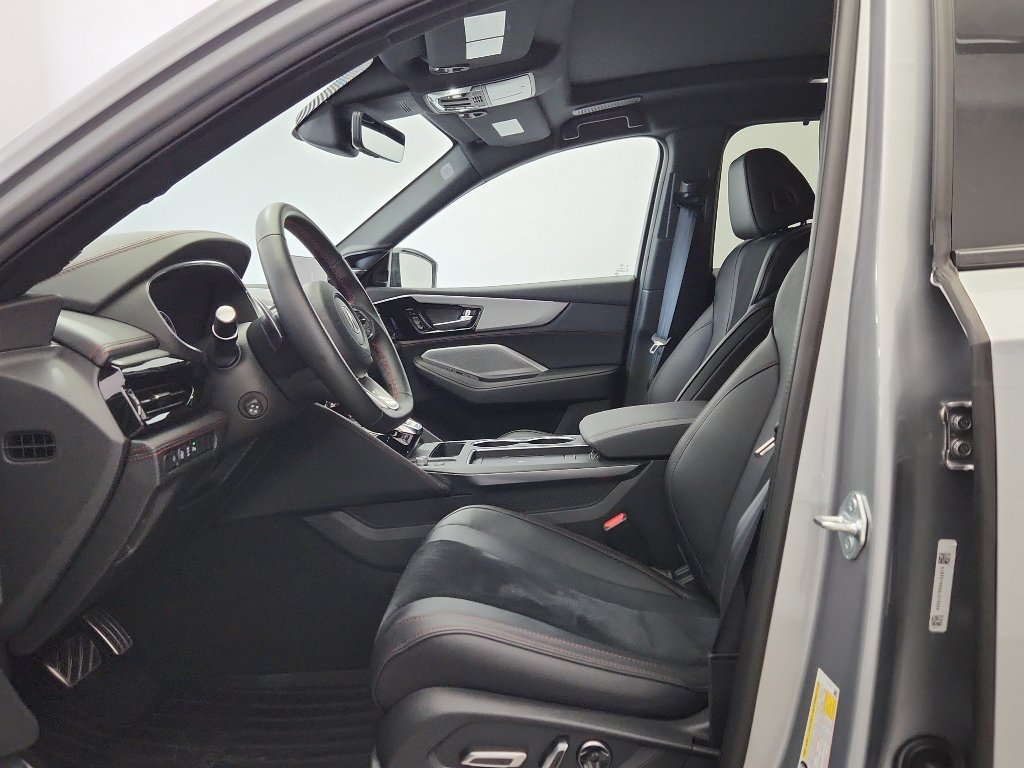 Used 2025 Acura MDX A-Spec AWD/4WD image 6