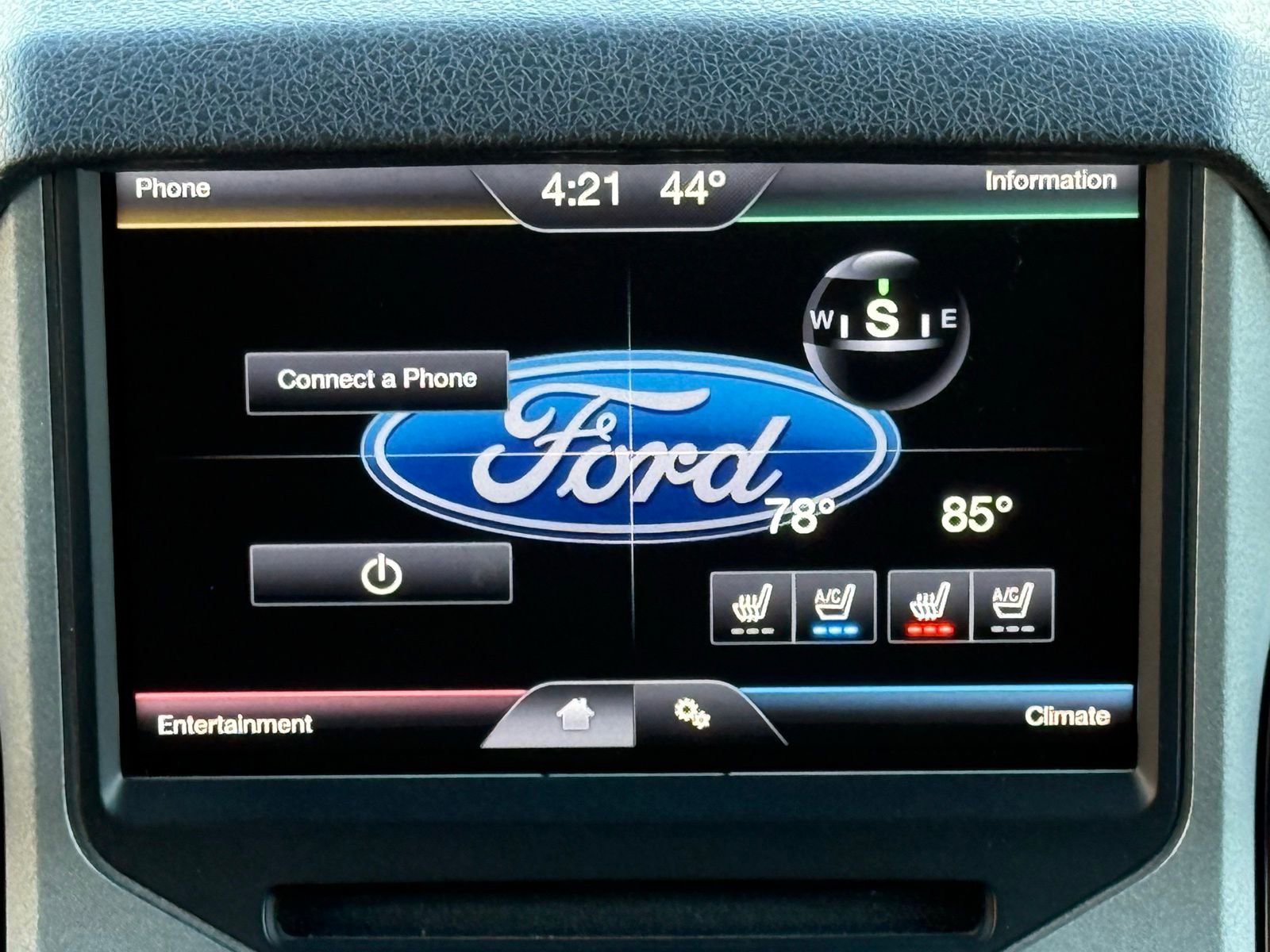 Used 2015 Ford F350 Lariat w/ Lariat Chrome Package image 19